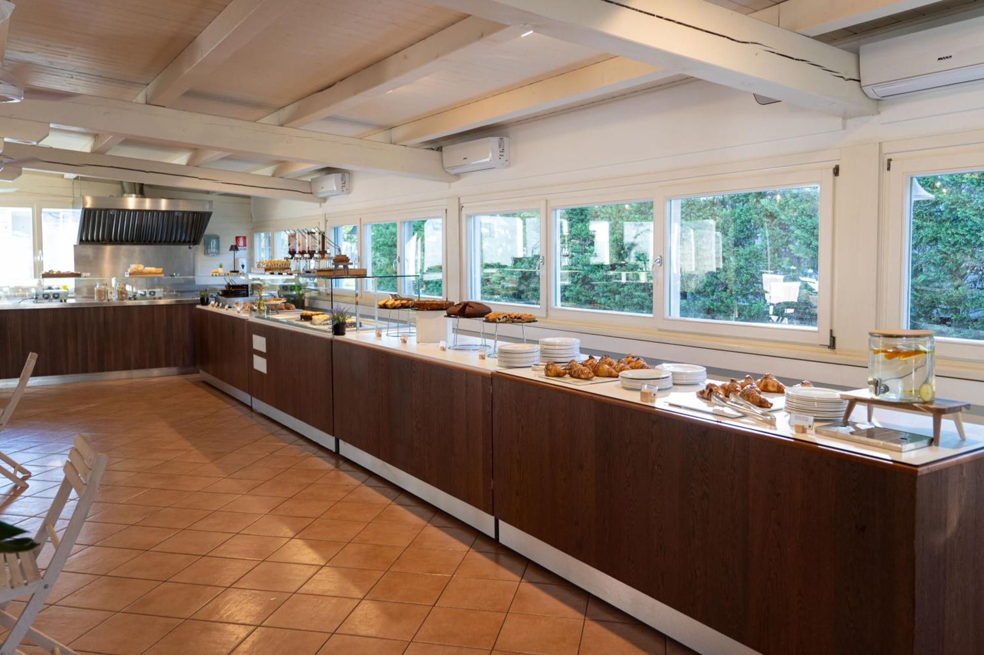 Club Del Sole Adriano Family Collection Hotel Punta Marina Ngoại thất bức ảnh