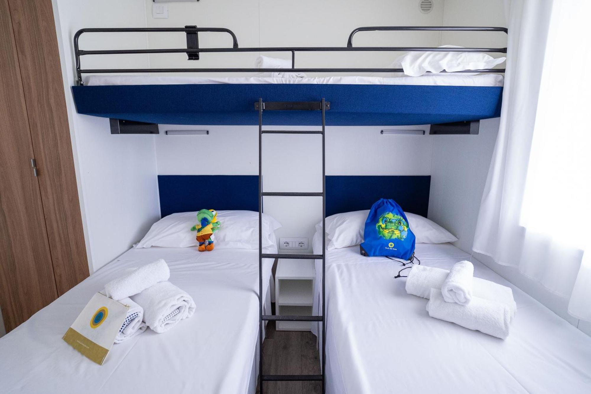 Club Del Sole Adriano Family Collection Hotel Punta Marina Ngoại thất bức ảnh